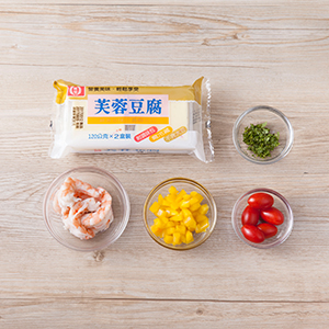 將[使用調味]的所有材料都混合