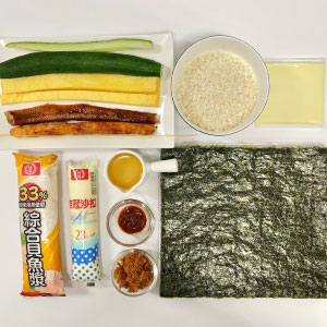 準備食材,將米洗淨後,加四杯水,放入電鍋,外鍋加一杯水,按下開關,跳起後悶十分鐘。