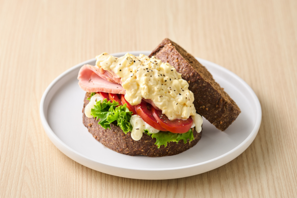 蛋沙拉做法教學-使用桂冠沙拉製作三明治抹醬-滑順濃郁配方